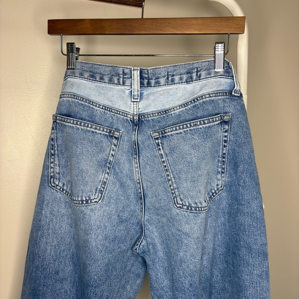 Universal Thread Classic Blue Jeans - Picture 5 of 9